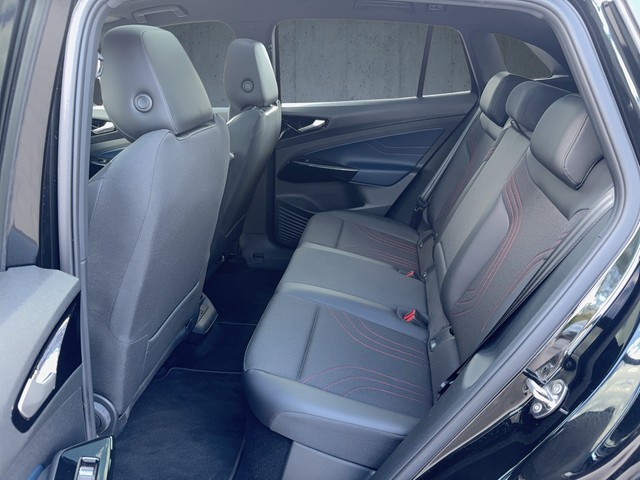 VW - ID.4 GTX 220 kW 4Motion AHK+PANO+MATRIX_3