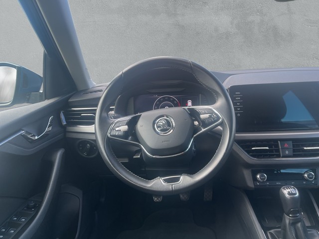 Skoda - Kamiq 1.0 TSI Clever AHK CAM LED LM17 NAVI SHZG_4 Skoda - Kamiq 1.0 TSI Clever AHK CAM LED LM17 NAVI SHZG_4