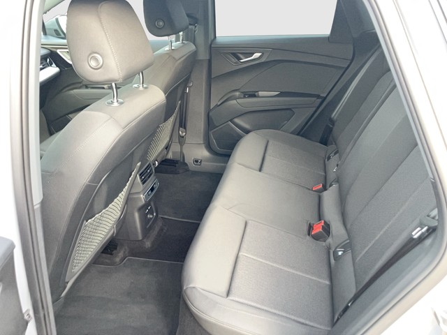 Skoda - Octavia Combi 2.0 TDI DSG Style Navi HUD ACC_3