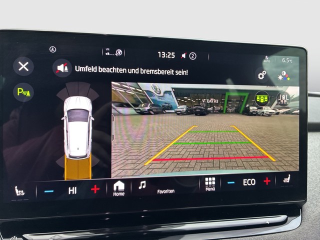 VW - Golf VIII Lim. 2.0 TSI R 4Motion Black Edition_5