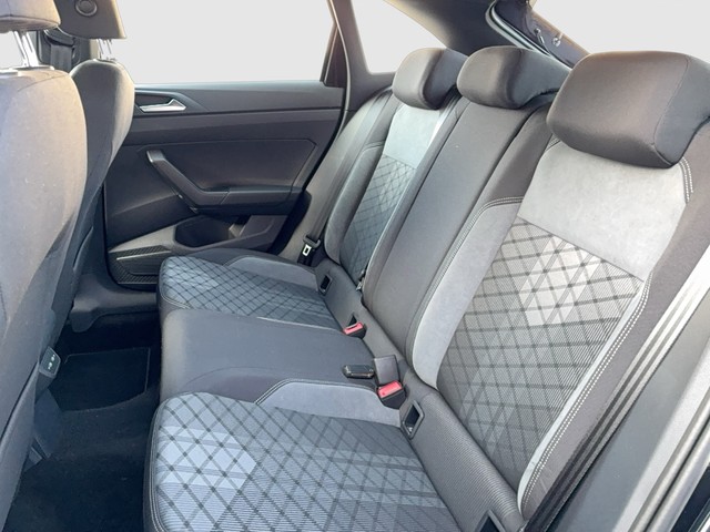 Skoda - Enyaq 50 Loft LED Navi RFK 19"_3