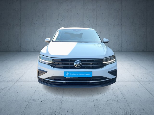 VW - Tiguan 1,5 l TSI DSG Move Navi RFK AHK SHZ vo+hi_12