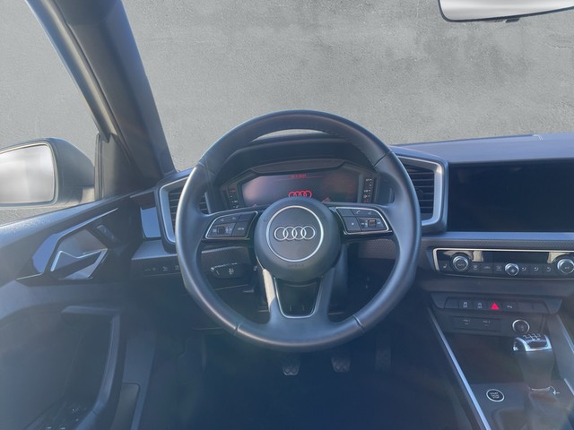 Audi - A1 Sportback 25 TFSI S-line LED LM16 PDC SHZG_4