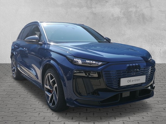 Audi - Q6 e-tron 285 kW quattro edition one blue Pano_8