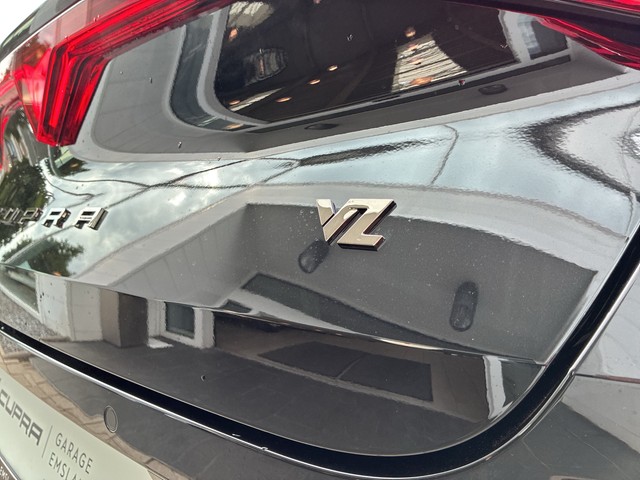 CUPRA - Leon ST VZ 2.0 TSI DSG VZ 4Drive AHK+ACC+LED+DCC_9