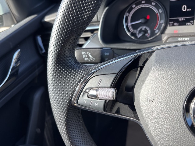 Skoda - Kamiq 1.5 TSI Style LED+AHK+KAMERA_8