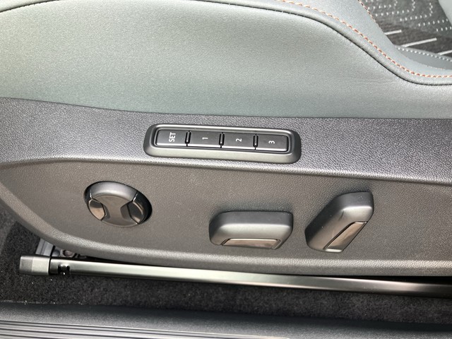 CUPRA - Born VZ 240 kW VZ LED+DCC+KAMERA+SHZG+NAVI_8