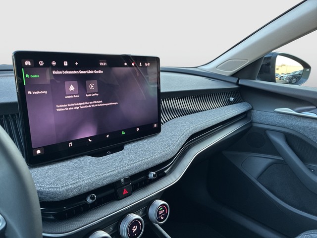 Skoda - Superb Combi 2.0TDI DSG Selection AHK+Matrix+Navi_13